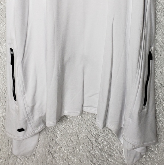 SALE!! DKNY SLEEVELESS CARDIGAN - Picture 3 of 8